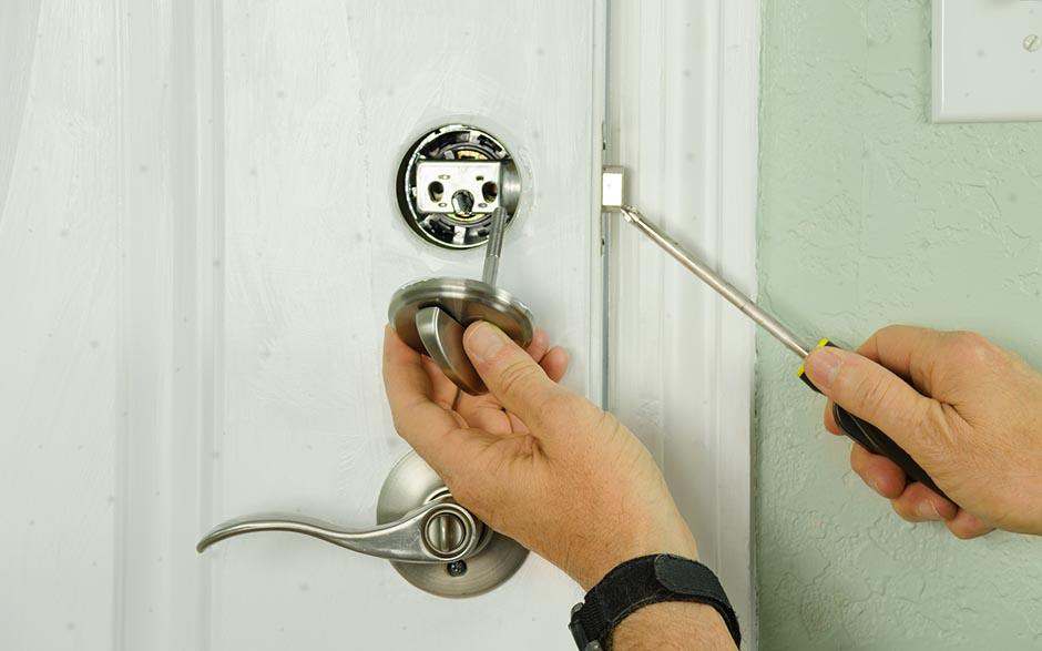 comment ouvrir une serrure de porte Souppes-sur-Loing